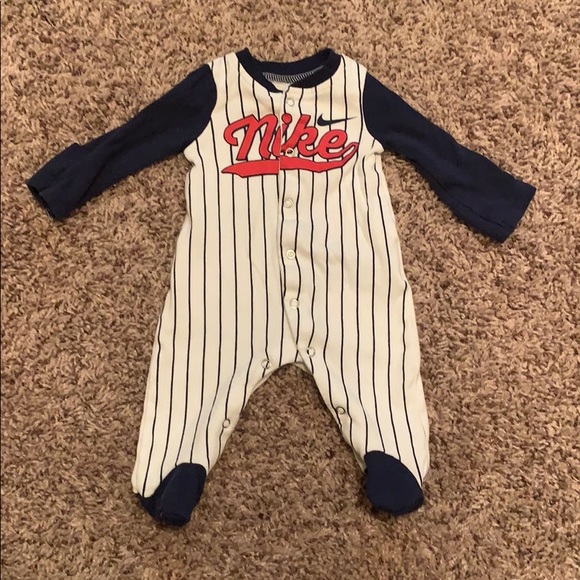 nike onesie newborn